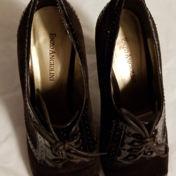 Shoes - Picture 5 of 8